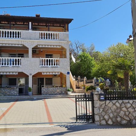 Apartments Nef Pinezići Exteriér fotografie